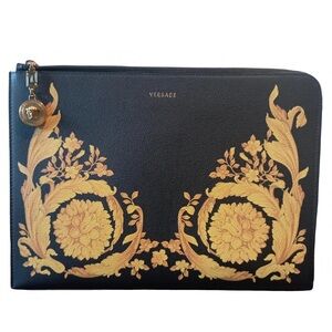 NWT Versace Barocco Limited Edition Oversized Clutch